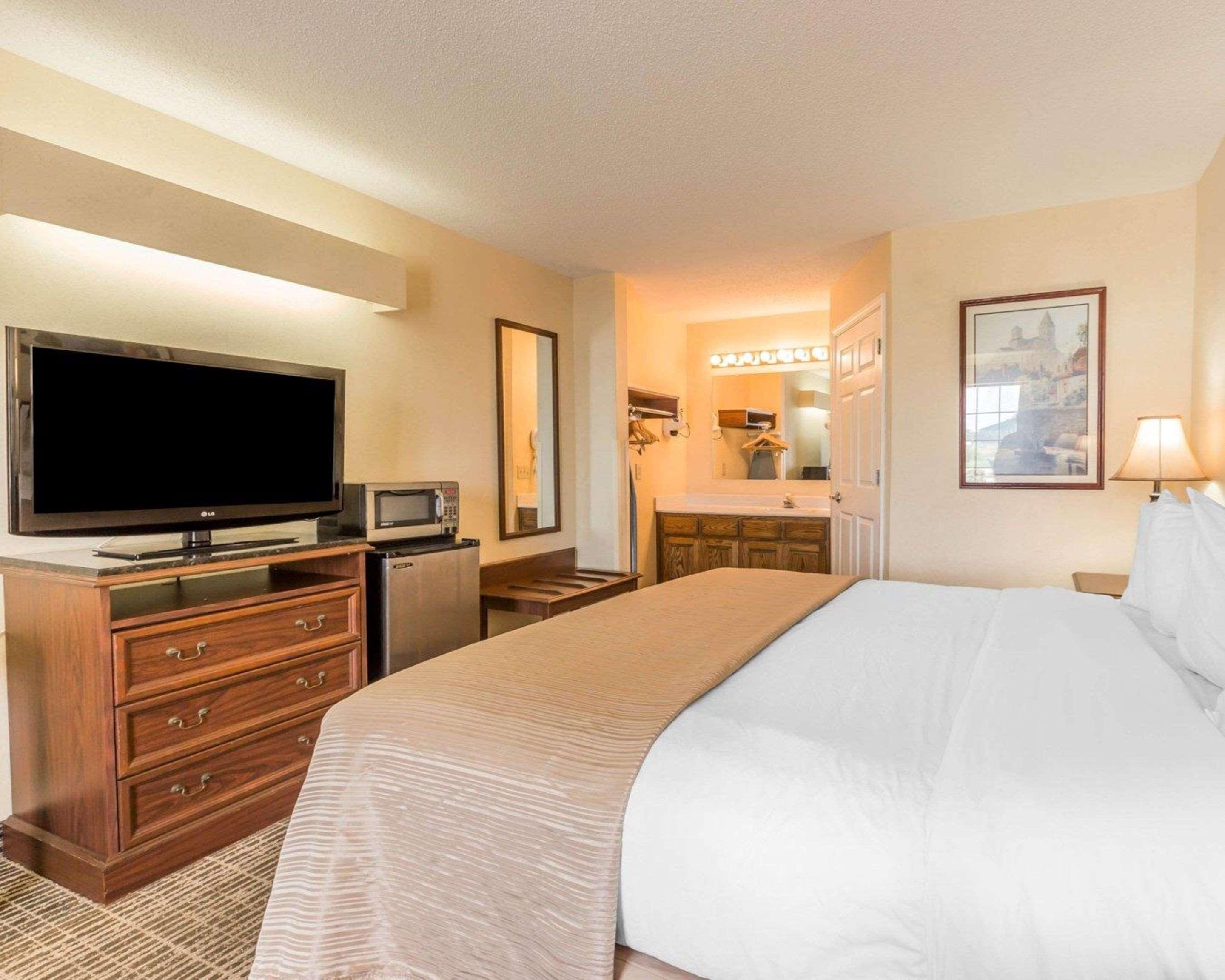 Quality Inn Sylacauga Bagian luar foto