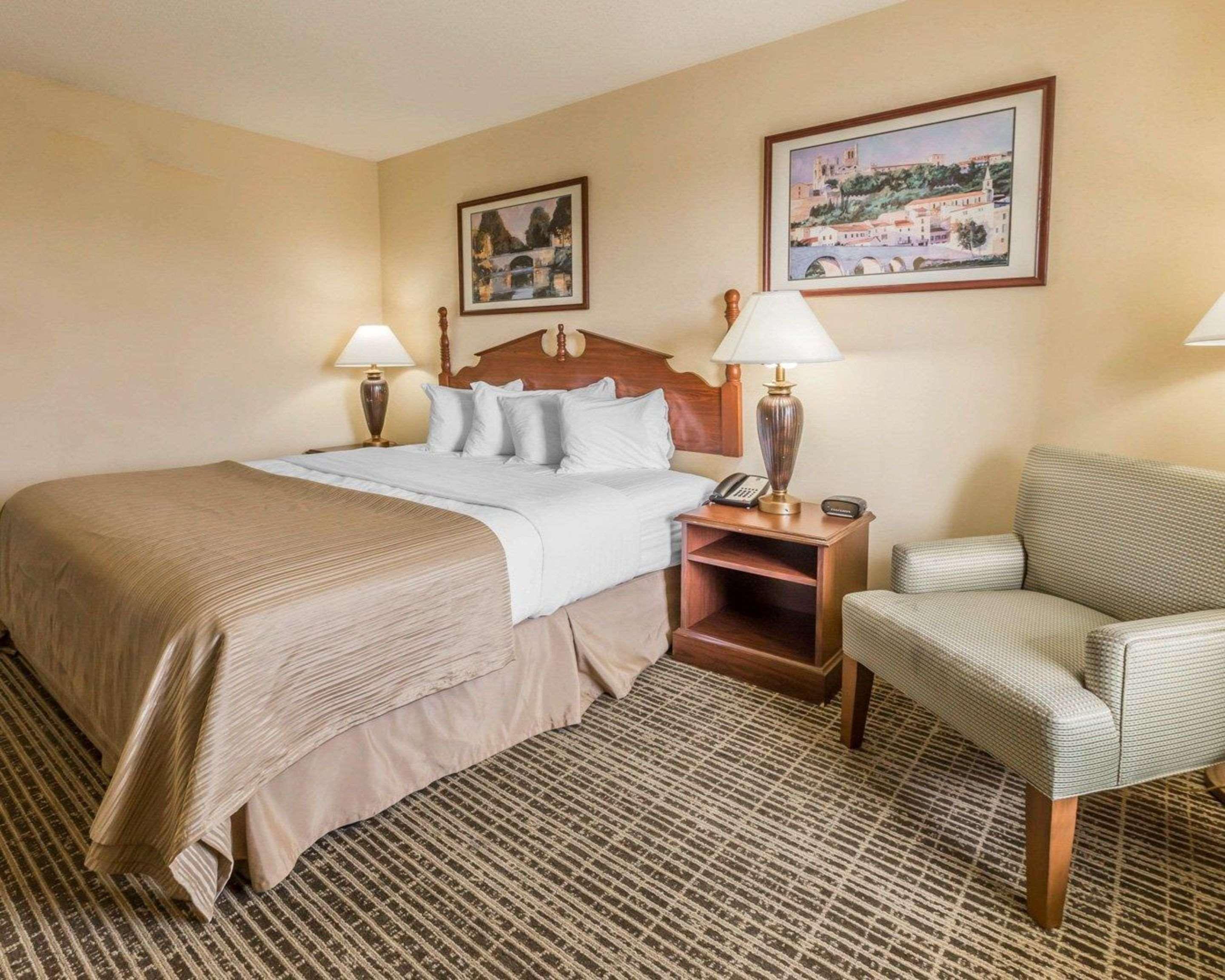 Quality Inn Sylacauga Bagian luar foto
