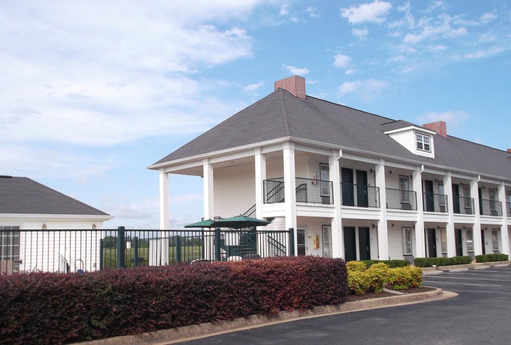 Quality Inn Sylacauga Bagian luar foto