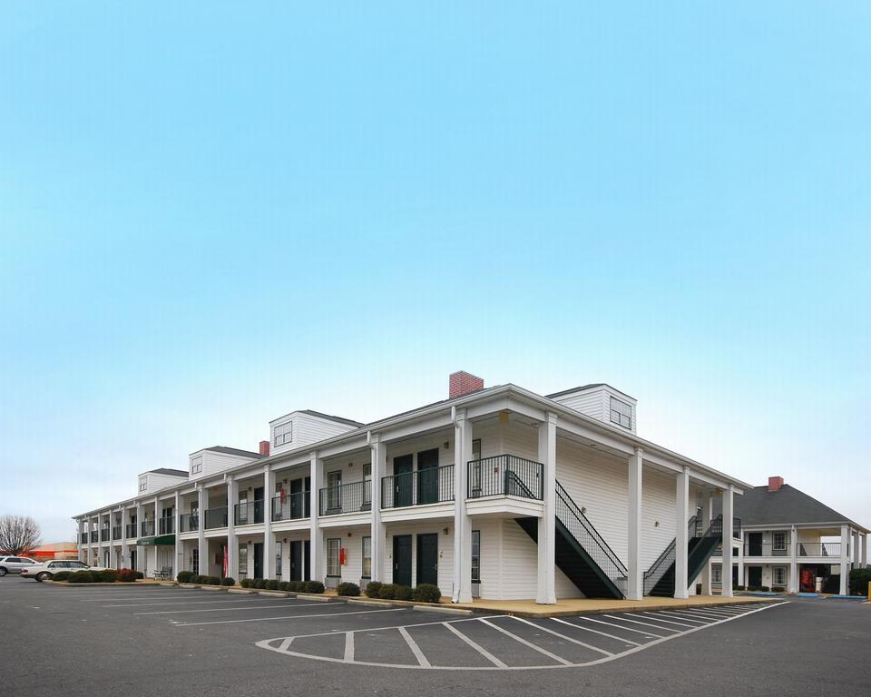 Quality Inn Sylacauga Bagian luar foto